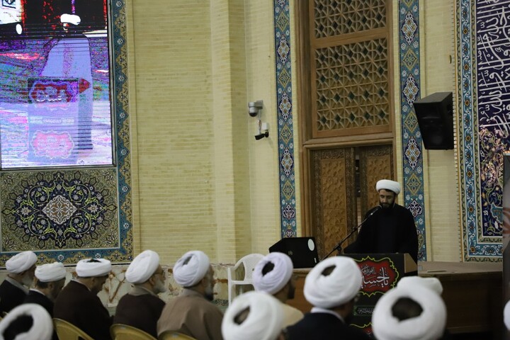 تصاویر/ مراسم تکریم مقام اساتید حوزه علمیه تبریز