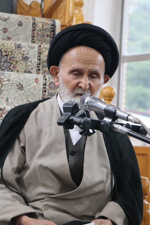 تصاویر/ بزرگداشت سالروز ارتحال آیت الله العظمی کوهستانی در روستای کوهستان بهشهر