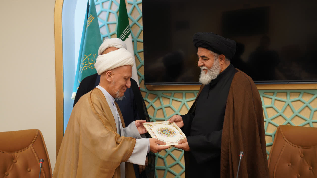قرآن اور نہج البلاغہ کی تعلیمات کو مغربی نوجوانوں تک پہنچانے کی ضرورت ہے