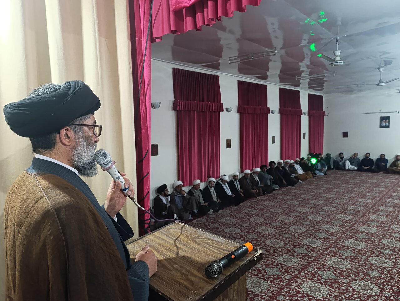 جامعۃ الزہراء سکردو میں علامہ شیخ حسن جعفری کی جانب سے مہمانانِ حرمِ امام رضا کے اعزاز میں پُرتکلف عشائیہ