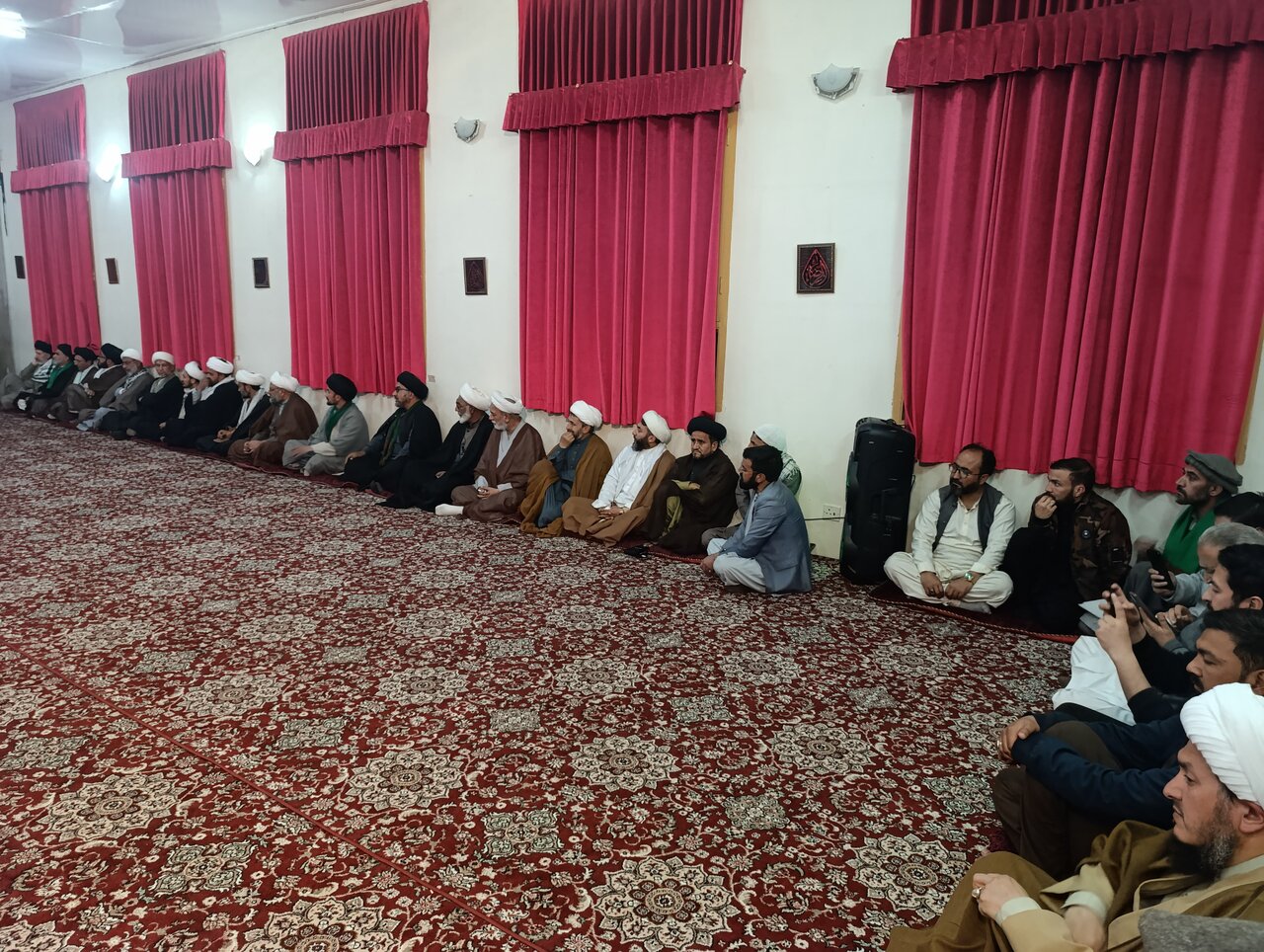 جامعۃ الزہراء سکردو میں علامہ شیخ حسن جعفری کی جانب سے مہمانانِ حرمِ امام رضا کے اعزاز میں پُرتکلف عشائیہ