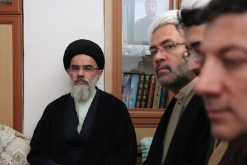 تصاویر / دیدار مدیرکل تبلیغات اسلامی آذربایجان شرقی با خانواده شهدای جنگ رمضان در بناب و آذرشهر