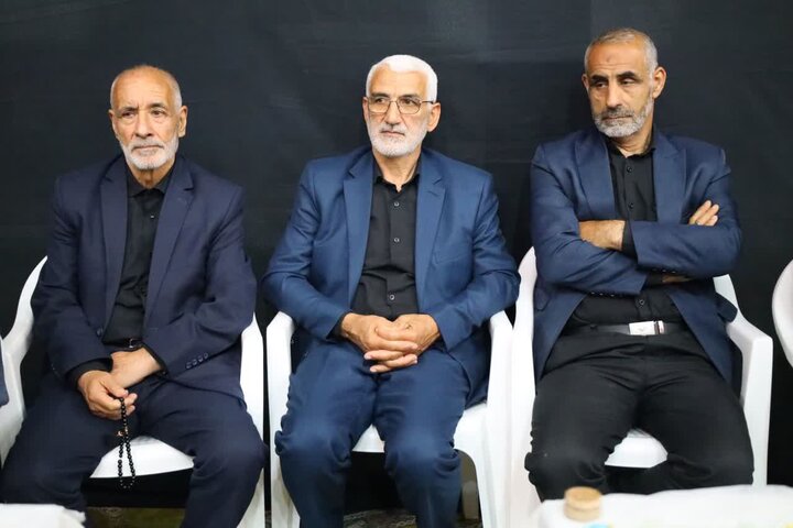 تصاویر/ حضور نماینده ولی فقیه در مراسم هفتمین سالگرد شهادت شهدای خانطومان