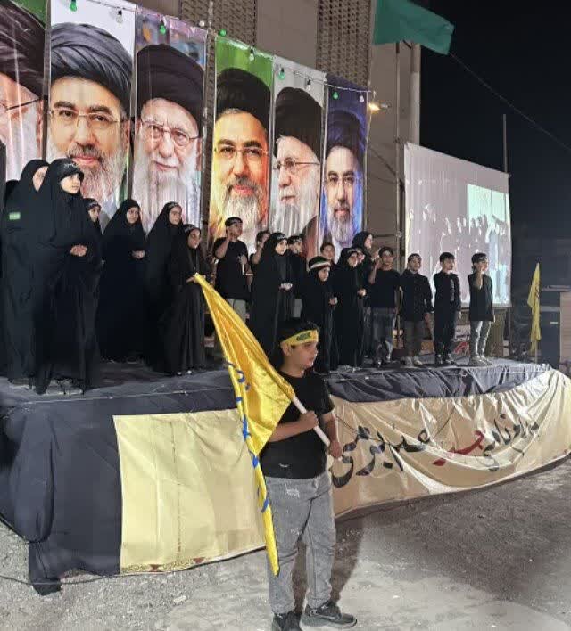تصاویر/هفتمین اجرای خیابانی دختران و پسران لسان الصدق در چهار راه سلمان