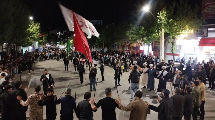 تصاویر/ مردم میاندوآب پای کار انقلاب در شصت و هفتمین شب متوالی