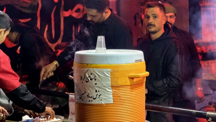 تصاویر/ شصت و هفتمین شب از تجمعات مردمی در ماکو