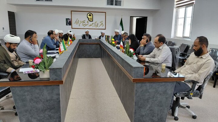 تصاویر/نشست توسعه و ترویج فرهنگ نهج‌البلاغه در شهرستان انار