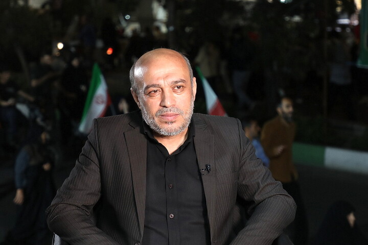 تصاویر/ پخش برنامه «اُمت مبعوث» از سوی خبرگزاری حوزه  و تلویزیون اینترنتی حوزه