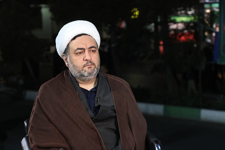 تصاویر/ پخش برنامه «اُمت مبعوث» از سوی خبرگزاری حوزه  و تلویزیون اینترنتی حوزه
