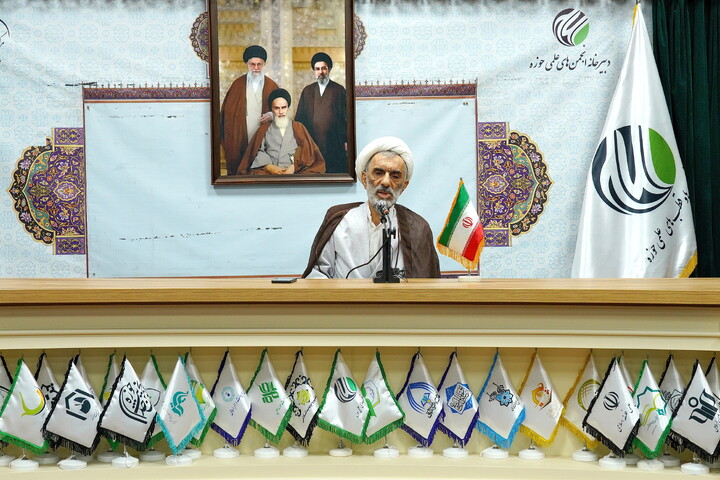تصاویر/ همایش بازگشت به اقتصاد مقاومتی در اقتصاد جنگ و پساجنگ