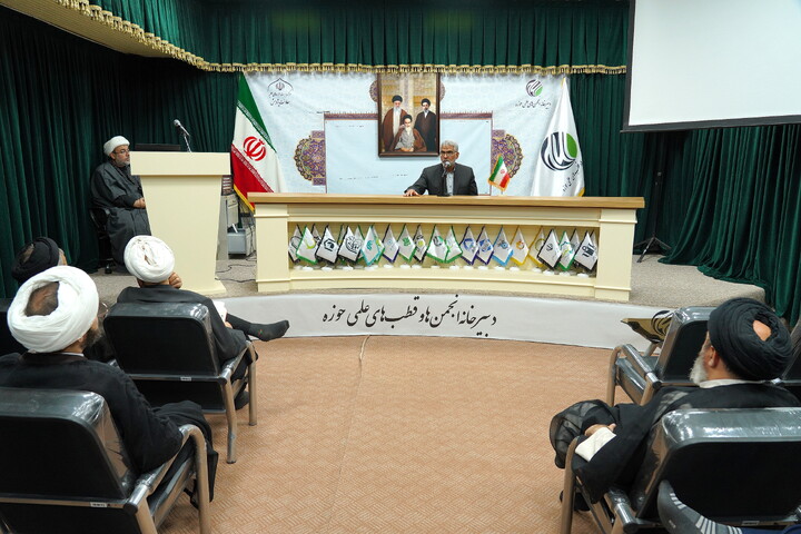 تصاویر/ همایش بازگشت به اقتصاد مقاومتی در اقتصاد جنگ و پساجنگ