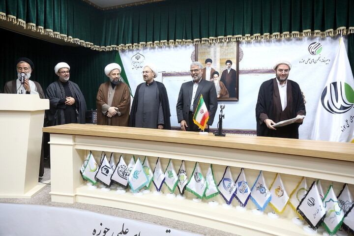 تصاویر/ همایش بازگشت به اقتصاد مقاومتی در اقتصاد جنگ و پساجنگ