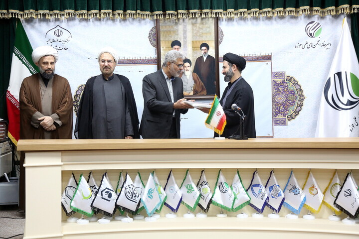تصاویر/ همایش بازگشت به اقتصاد مقاومتی در اقتصاد جنگ و پساجنگ