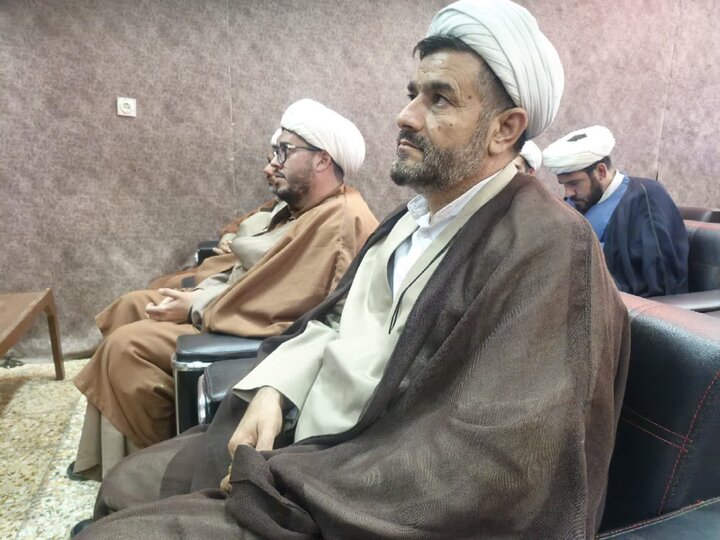 تصاویر/برگزاری بزرگداشت مقام معلم در سلسله