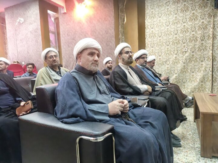تصاویر/برگزاری بزرگداشت مقام معلم در سلسله