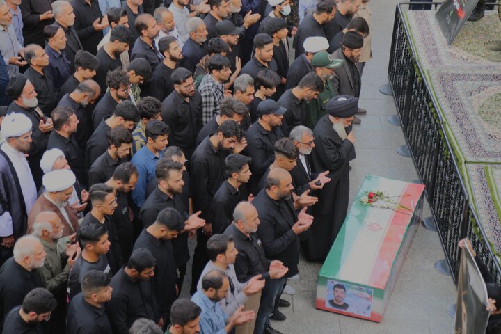 تشییع شهید مدافع وطن محسن گرایی