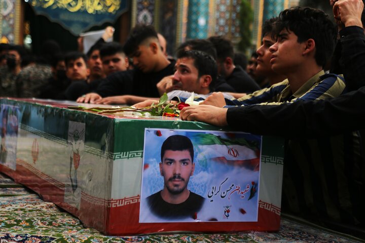 تشییع شهید مدافع وطن محسن گرایی