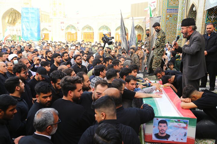 تشییع شهید مدافع وطن محسن گرایی