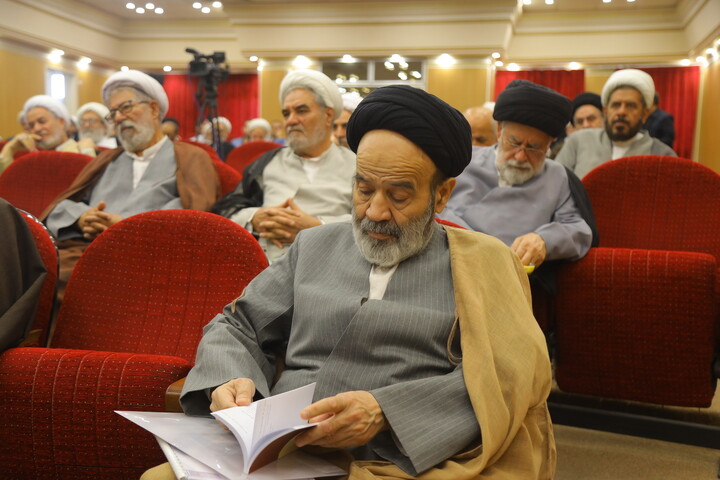 مراسم بزرگداشت مقام علمی آیت الله جناتی در قم