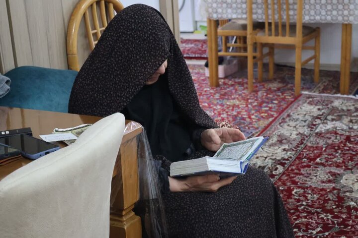 تصاویر/ دیدار مبلغین مدرسه علمیه امام خمینی(ره) ارومیه با خانواده روحانی شهید، شهید علوی