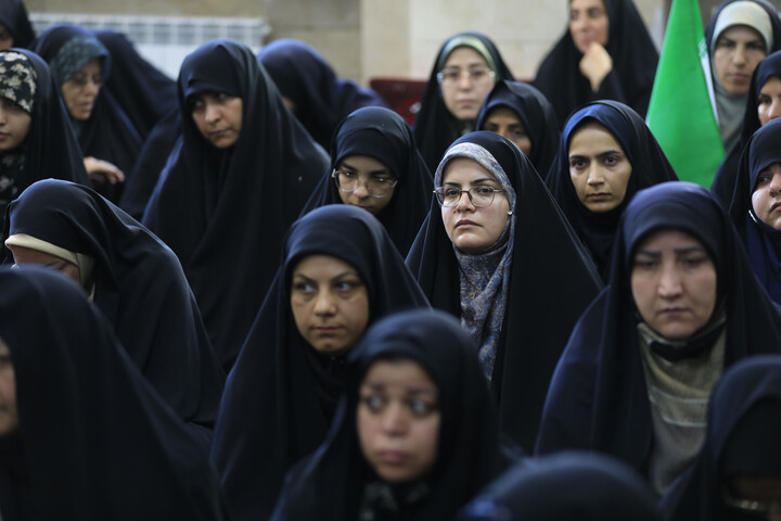 تصاویر| دیدار جمعی از جهادگران بسیجی با  نماینده ولی فقیه در خراسان جنوبی