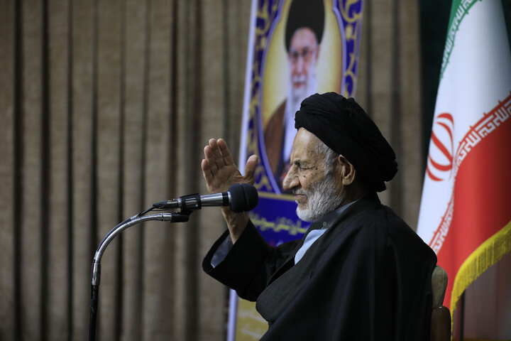 تصاویر| دیدار جمعی از جهادگران بسیجی با  نماینده ولی فقیه در خراسان جنوبی