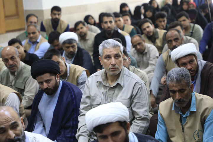 تصاویر| دیدار جمعی از جهادگران بسیجی با  نماینده ولی فقیه در خراسان جنوبی
