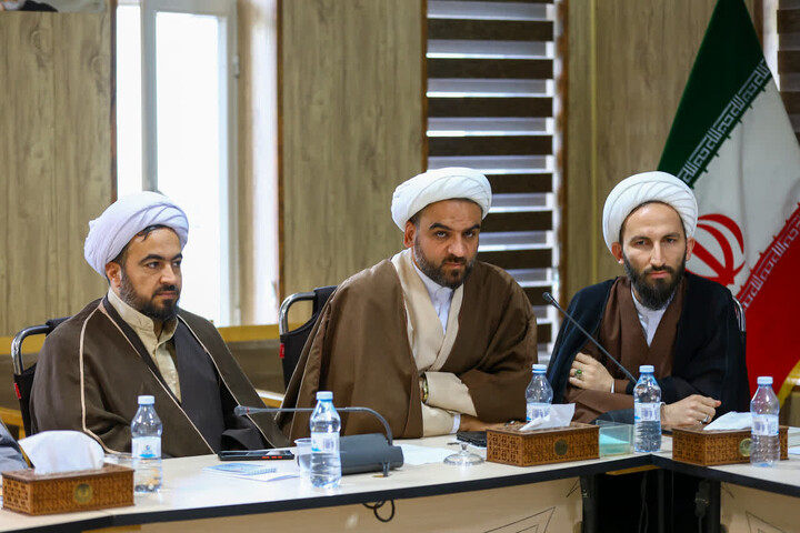 تصاویر / حضور نماینده ولی‌فقیه در آذربایجان شرقی در نشست مدیران ادارات تبلیغات اسلامی استان