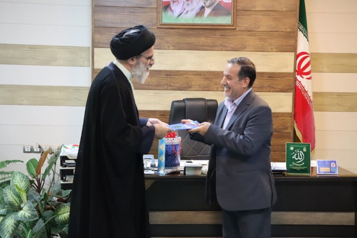 تصاویر / دیدار  مدیرکل تبلیغات اسلامی آذربایجان شرقی با معلمان مدارس صدرای شهرستان های آذرشهر و بناب