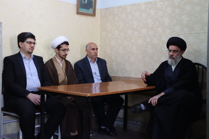 تصاویر / دیدار  مدیرکل تبلیغات اسلامی آذربایجان شرقی با معلمان مدارس صدرای شهرستان های آذرشهر و بناب
