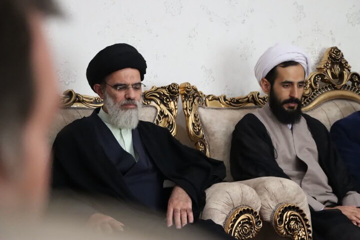 تصاویر / دیدار مدیرکل تبلیغات اسلامی آذربایجان شرقی با خانواده شهدای جنگ رمضان در بناب و آذرشهر