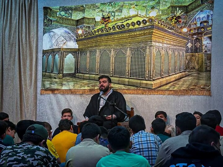 تصاویر/ نشست تبلیغی بصیرتی قرارگاه فرهنگی، علمی، اجتماعی نوجوانان مسجد جامع المهدی(عج)