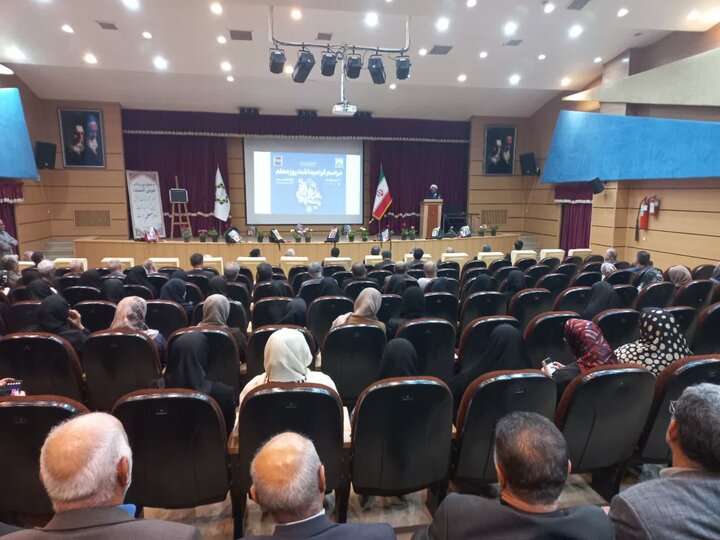 تصاویر/ مراسم گرامیداشت روز معلم به همراه تقدیر از معلمان و فرهنگیان ایزدشهر نور