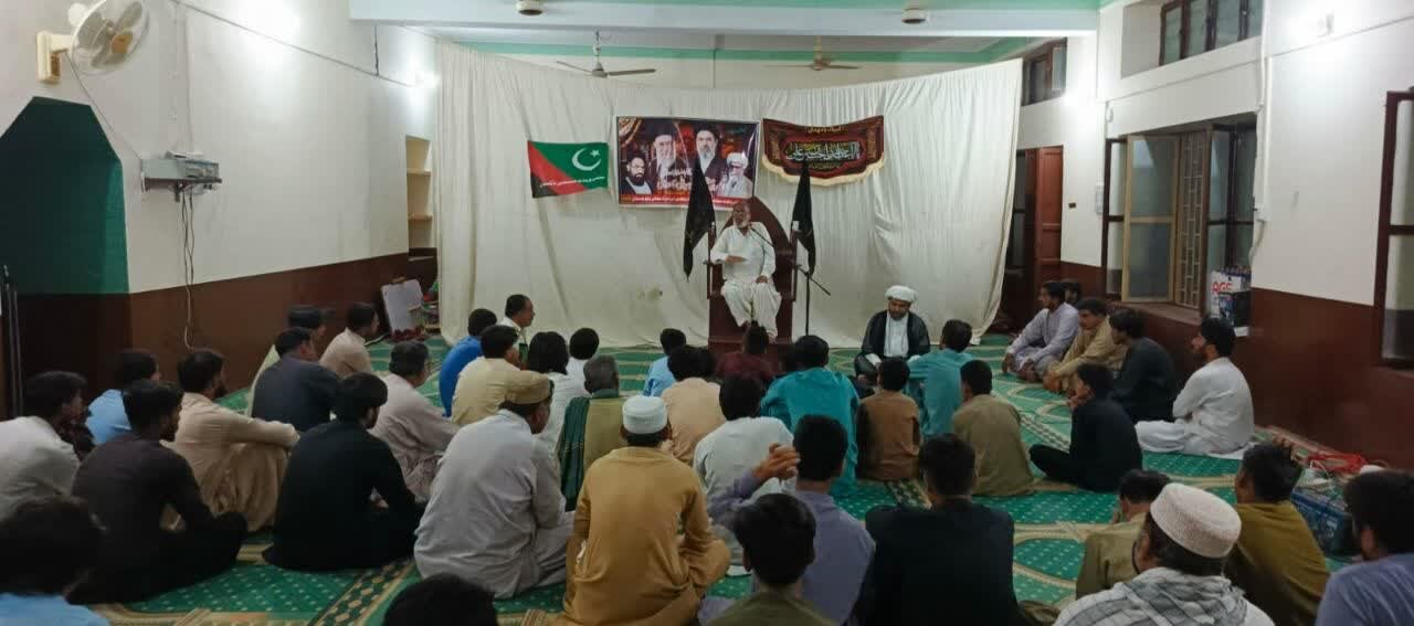 ڈیرہ مراد جمالی میں رہبر شہید (رہ) کے چہلم کے سلسلہ میں مجلس عزا کا انعقاد