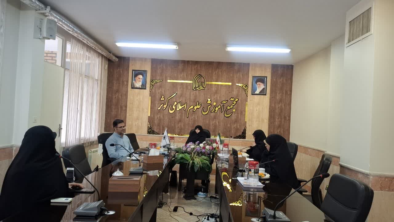 پنل نشست علمی تخصصی «جنگ رمضان و مقاومت» با محوریت نقش زنان در جهاد تبیین برگزار شد