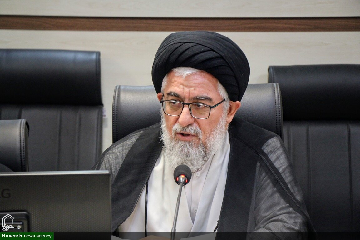 گزارش تفصیلی از نشست «حوزه پیشرو و پاسخگویی فقه به نیازهای جامعه» / ضرورت توسعه فقههای تخصصی و حرکت به سوی نظامسازی اجتماعی