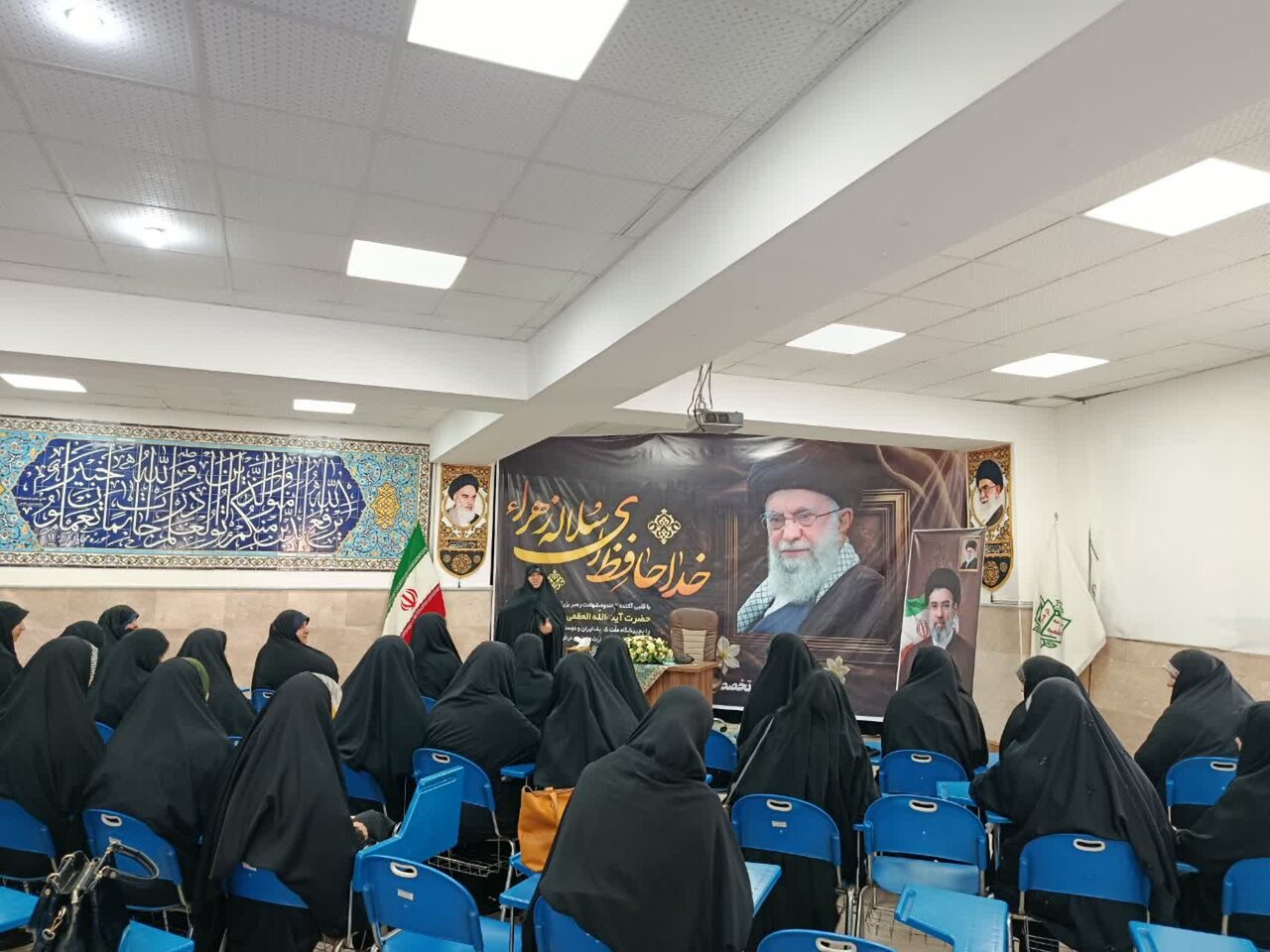 برگزاری جلسه خادمان موکب فرهنگی مدرسه علمیه تخصصی الزهرا(س) ارومیه+  تصاویر