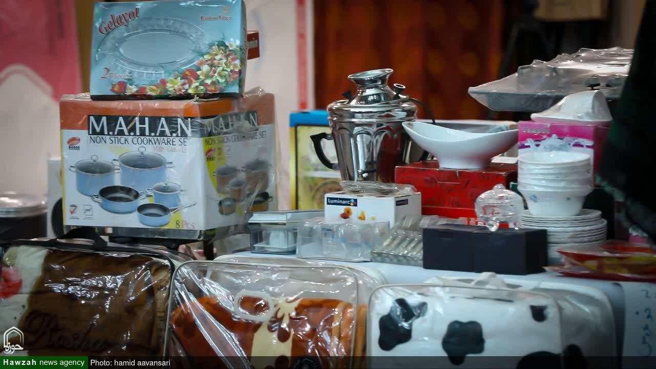 اهدای ۳۱ سری لوازم خانگی به آسیبدیدگان جنگ تحمیلی رمضان در تبریز + عکس