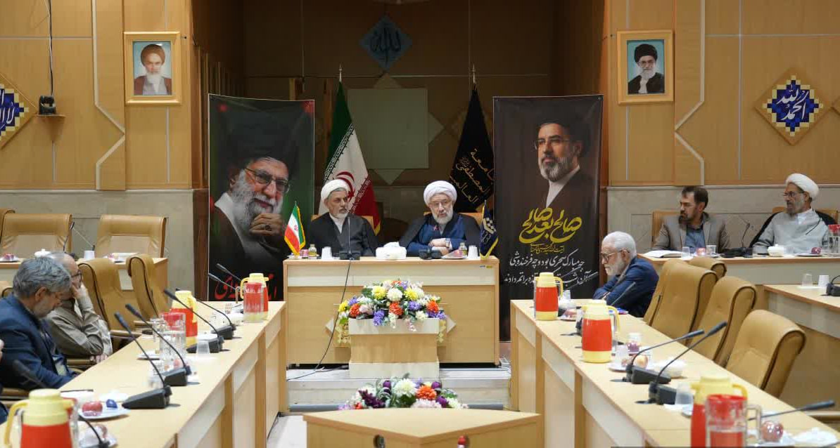 انقلابی که «جزیره ثبات» آمریکا را به آتش کشید / اساتید، امانت‌داران طلاب بین‌الملل در حوزه‌های علمیه