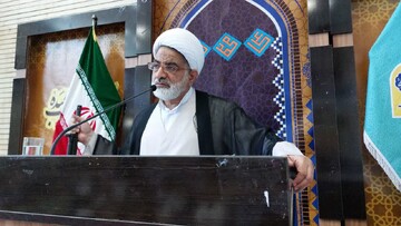 فرار ناوهای آمریکایی از منطقه، رسوایی و ذلت استکبار را به رخ جهانیان کشید