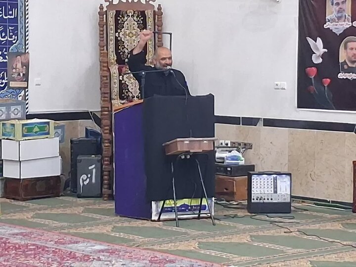تصاویر/ برگزاری سالگرد شهادت شهدای خانطومان در مسجد اعظم لاریم