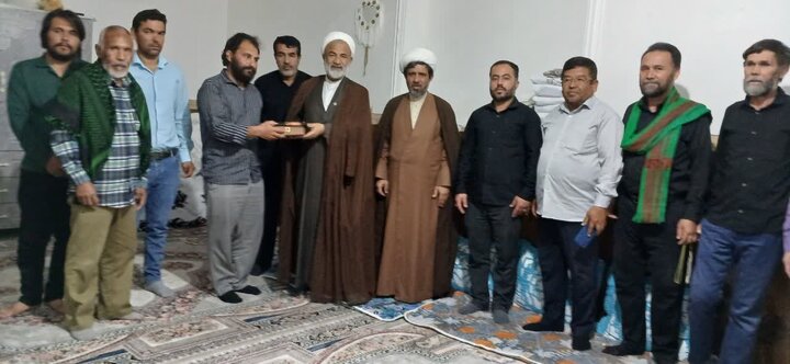 تصاویر/ دیدار مسئولان دشتستان با گروه جهادی