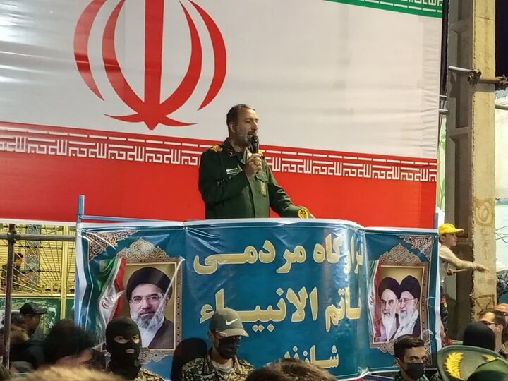 تصاویر/حضور فرمانده سپاه حضرت روح‌الله استان مرکزی در جمع مردم شازند