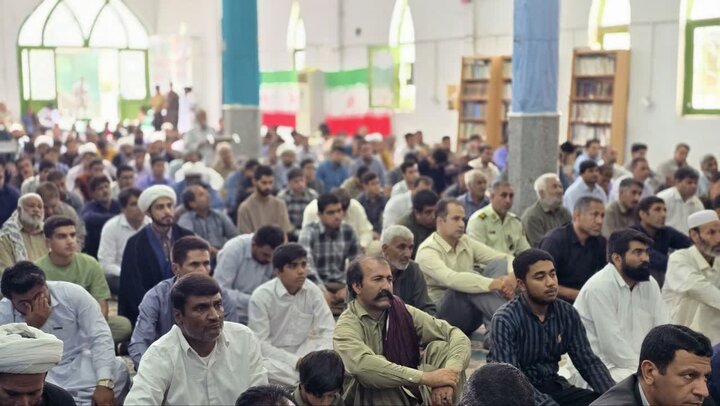 تصاویر/ اقامه نمازجمعه شهر ریگان