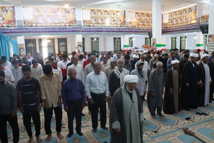 تصاویر/ اقامه نمازجمعه شهر قلعه گنج