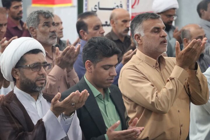 تصاویر/ اقامه نمازجمعه شهر قلعه گنج