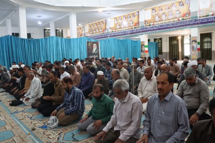 تصاویر/ اقامه نمازجمعه شهر قلعه گنج