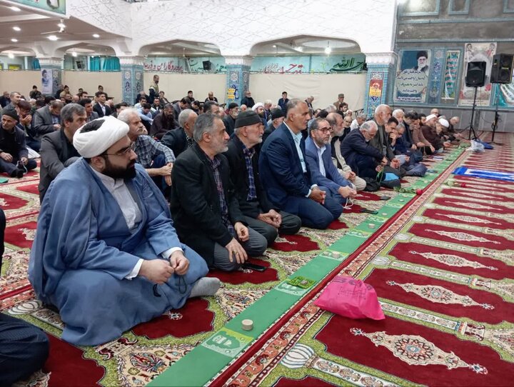 تصاویر/ اقامه باشکوه نماز جمعه جویبار به امامت حجت الاسلام محمدی در هجدهم اردیبهشت