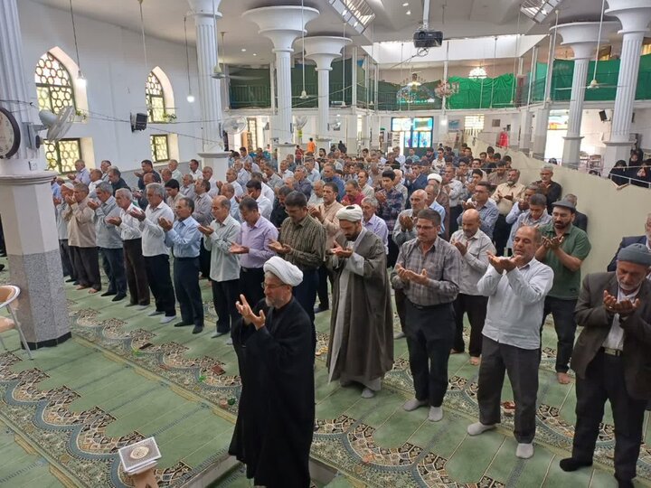 تصاویر/ اقامه نمازجمعه امین‌شهر