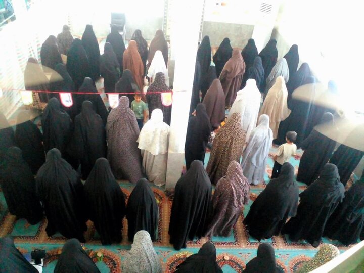 تصاویر/ اقامه نمازجمعه شهر نودژ